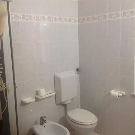 Elena Hotel